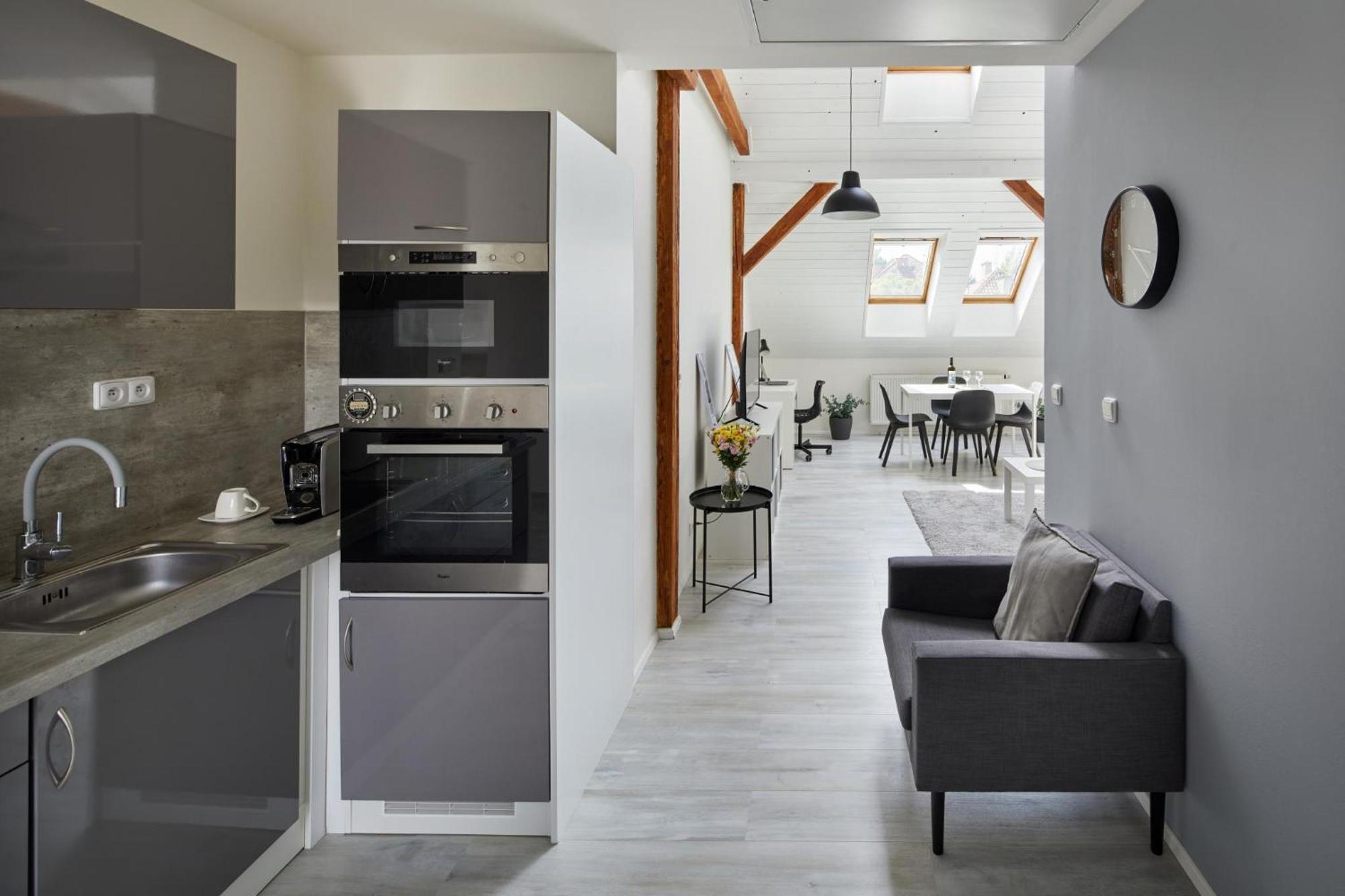 Days - Bright - Fast Wifi - Quiet Area Apartamento